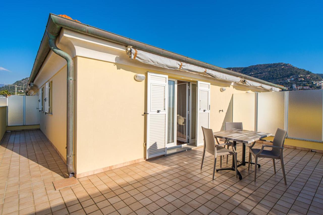 Residence Villa Gloria Borgio Verezzi Exterior foto
