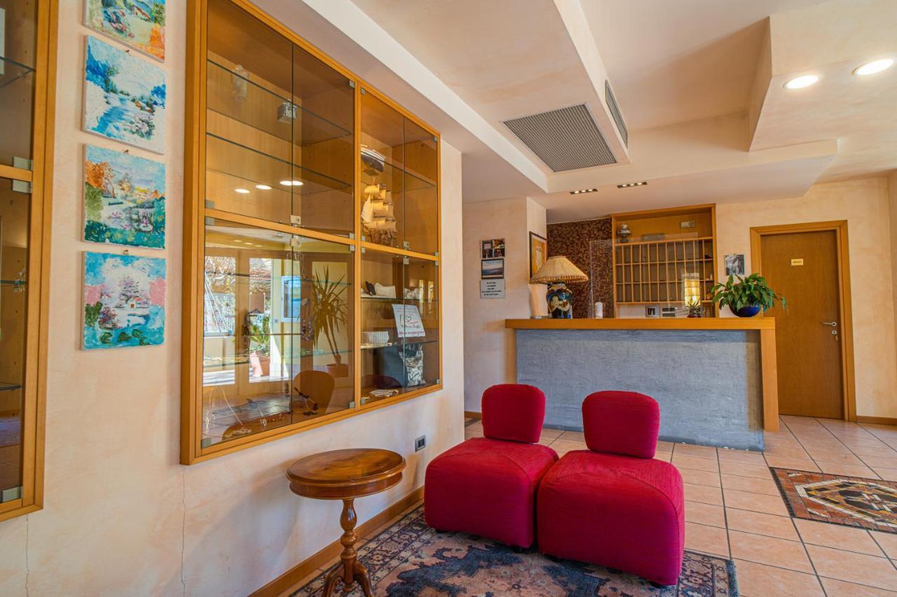 Residence Villa Gloria Borgio Verezzi Exterior foto